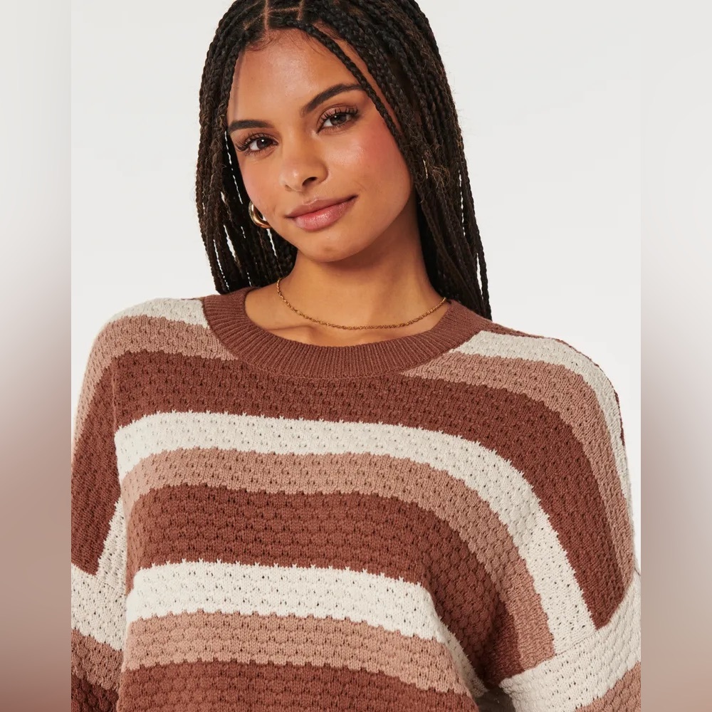 Hollister Textured Crewneck Striped Sweater - Picture 6 of 11